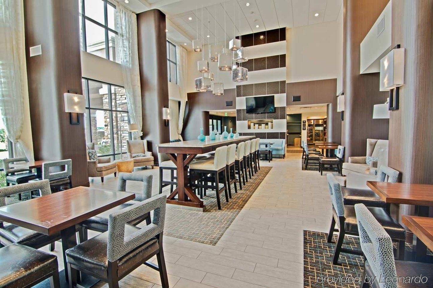 Hampton Inn & Suites Mobile Providence Park/Airport Екстериор снимка